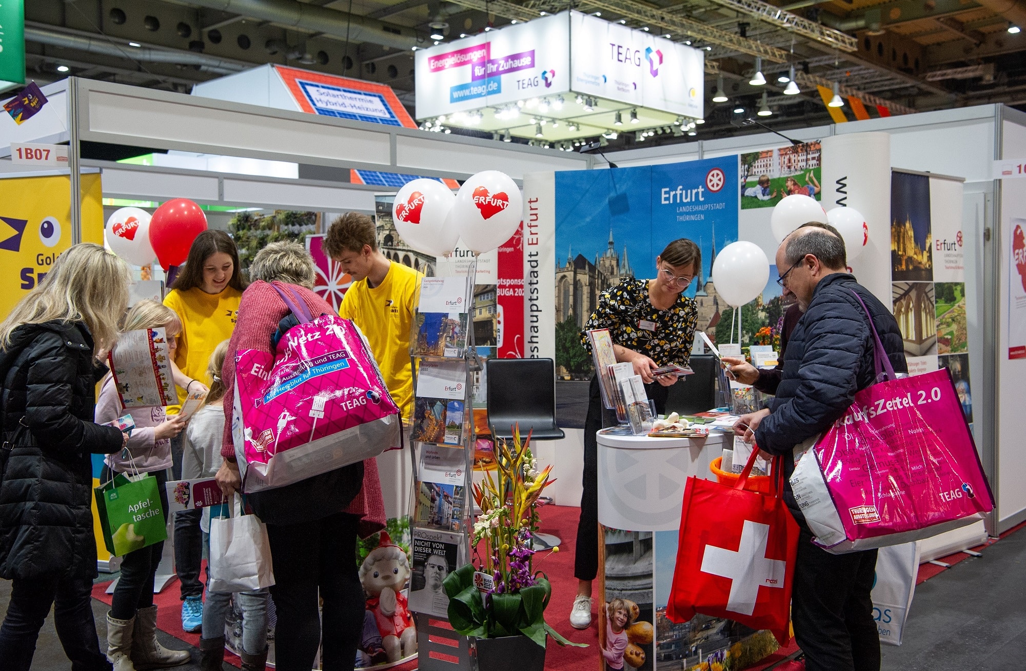 Angebot: RAM Regio Ausstellungs GmbH